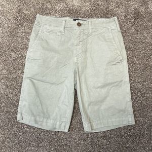 American Eagle Shorts Mens 26 Classic Extreme Flex Pale Green Chinos Flat Front